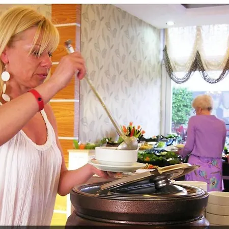 Kleopatra Melissa Hotell