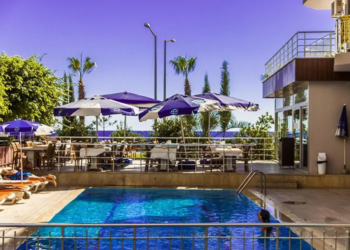 Kleopatra Melissa 3*